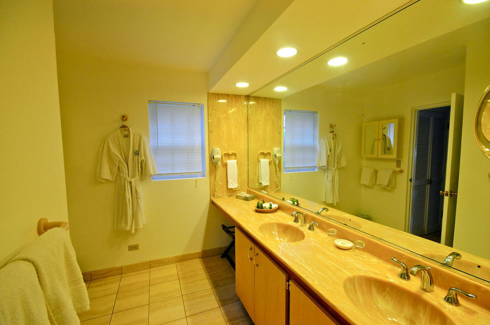 Fourways Inn Mount Pleasant ภายนอก รูปภาพ